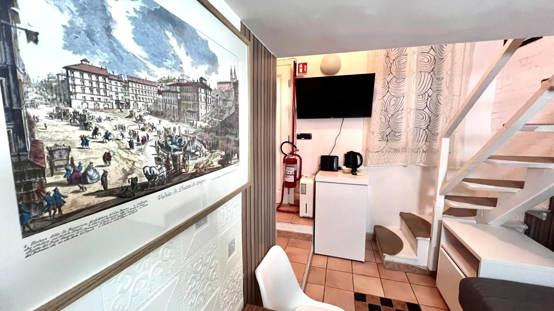 Rome Is Home Cunfida 11 0*,  İtalya